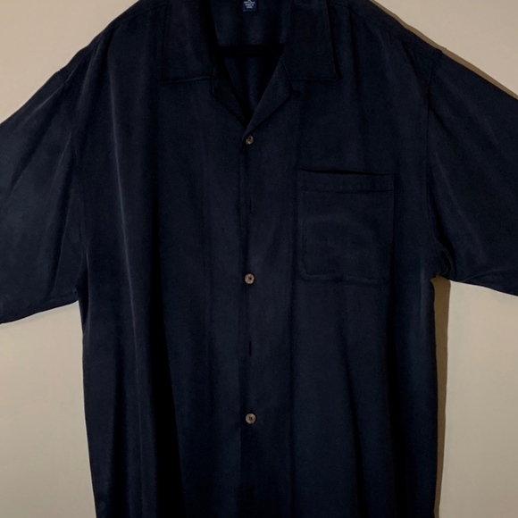 XL Black Tommy Bahama Silk Camp Shirt - Picture 3 of 3